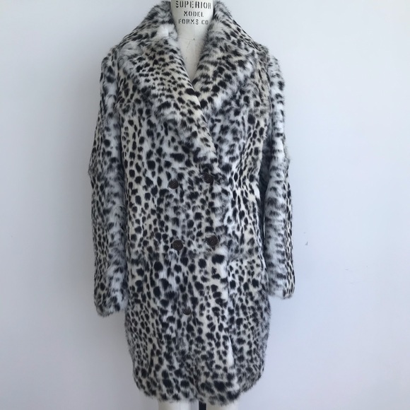 Maje Jackets & Blazers - MAJE Guepard (Leopard) Print Fur Coat Size 1